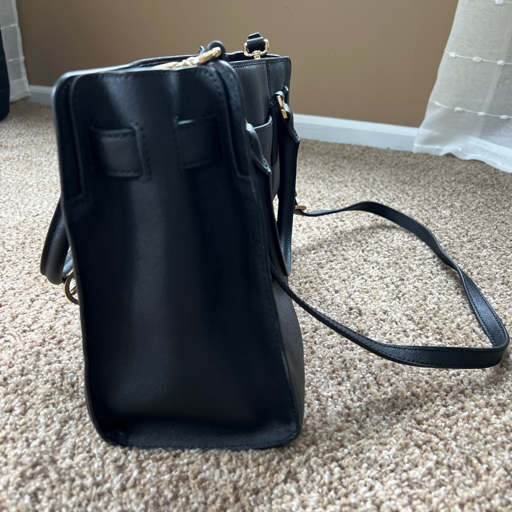 Authentic Michael Kors Dillon Leather Satchel - image 4